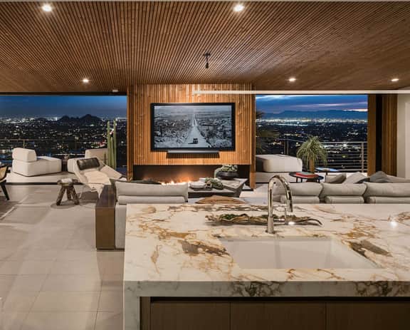 Skyeview - Award-Winning Mountaintop Oasis - Image 4