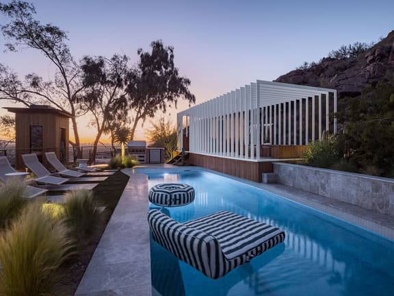 Skyeview - Award-Winning Mountaintop Oasis - Image 1